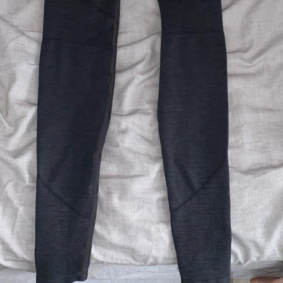 Alphalete Leggins - Picture 2 of 4